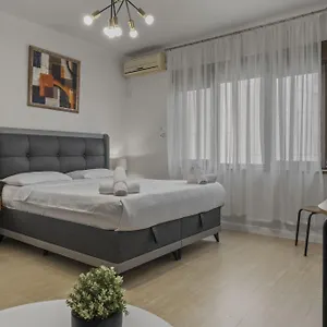  Διαμέρισμα Upscale Studio, Walking Distance From The Old Town